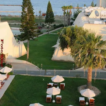 Apart Otel Frixos 3*
