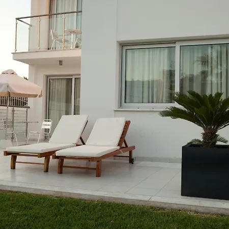 Frixos 3* Larnaca