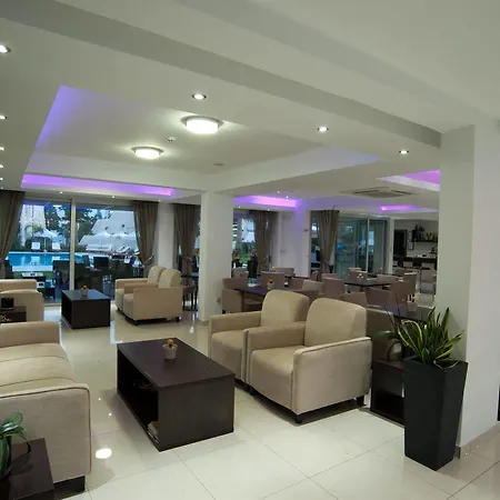 Apart Otel Frixos 3*