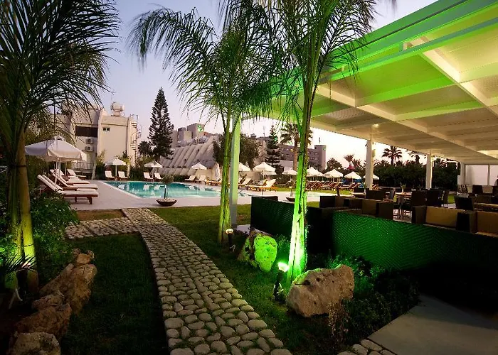 公寓式酒店 Frixos 4*