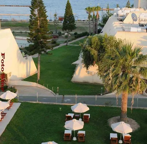 公寓式酒店 Frixos 4*