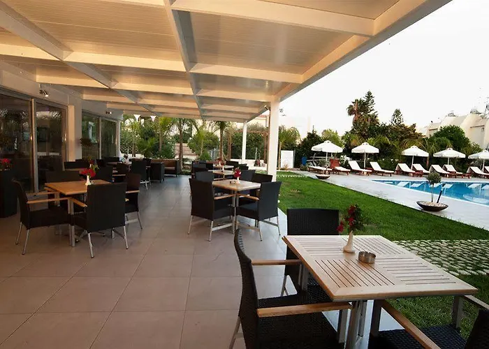 公寓式酒店 Frixos