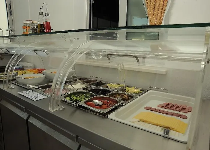 Frixos 公寓式酒店 拉纳卡