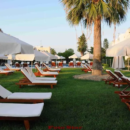 Frixos Lejlighedshotel